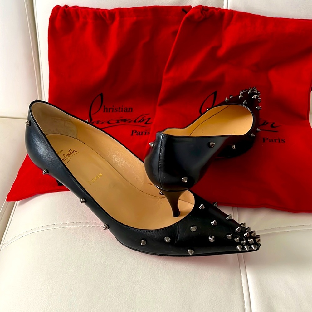 Sz 41 EUC 55mm Degraspike Christian Louboutins